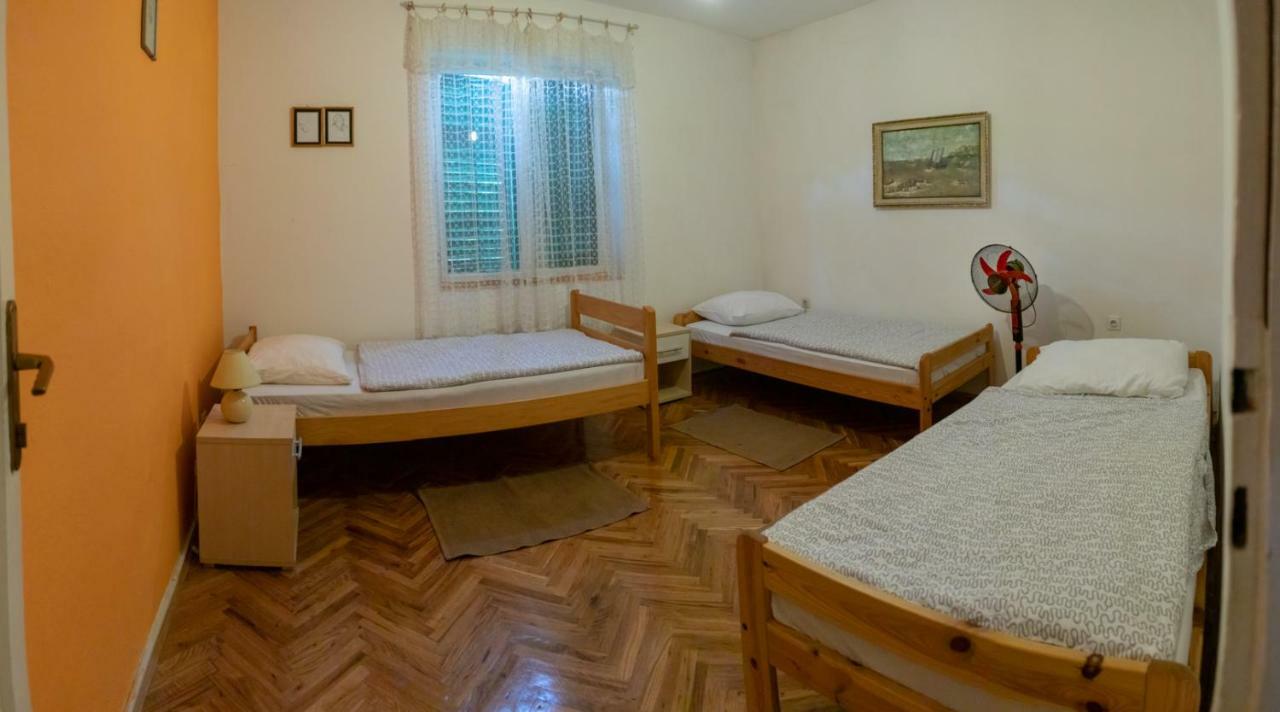 Green Hostel Zadar Exteriör bild