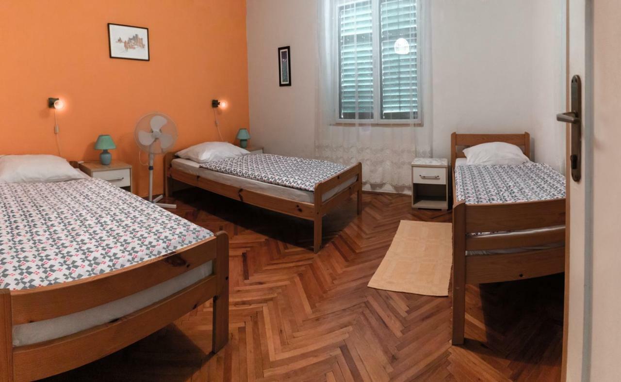 Green Hostel Zadar Exteriör bild